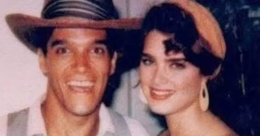 Sergio Kato e Brooke Shields nos bastidores do filme 'Brenda Starr' (1989) (Foto Reprodução/Arquivo) Sergio Kato e Brooke Shields nos bastidores do filme 'Brenda Starr' (1989) (Foto Reprodução/Arquivo)
