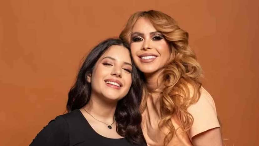 Joelma ao lado da filha, Yasmin Mendes (Foto: Reprodução/ Instagram) Joelma ao lado da filha, Yasmin Mendes (Foto: Reprodução/ Instagram)
