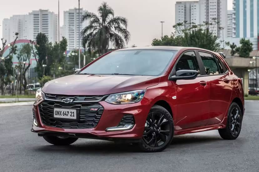 Chevrolet Onix RS (Foto: Reprodução/ Internet) Chevrolet Onix RS (Foto: Reprodução/ Internet)