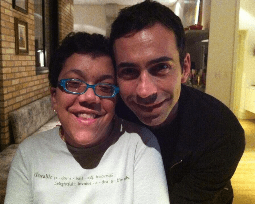 César Tralli ao lado da irmã Gabriela Tralli (Foto: Reprodução / Instagram) César Tralli ao lado da irmã Gabriela Tralli (Foto: Reprodução / Instagram)