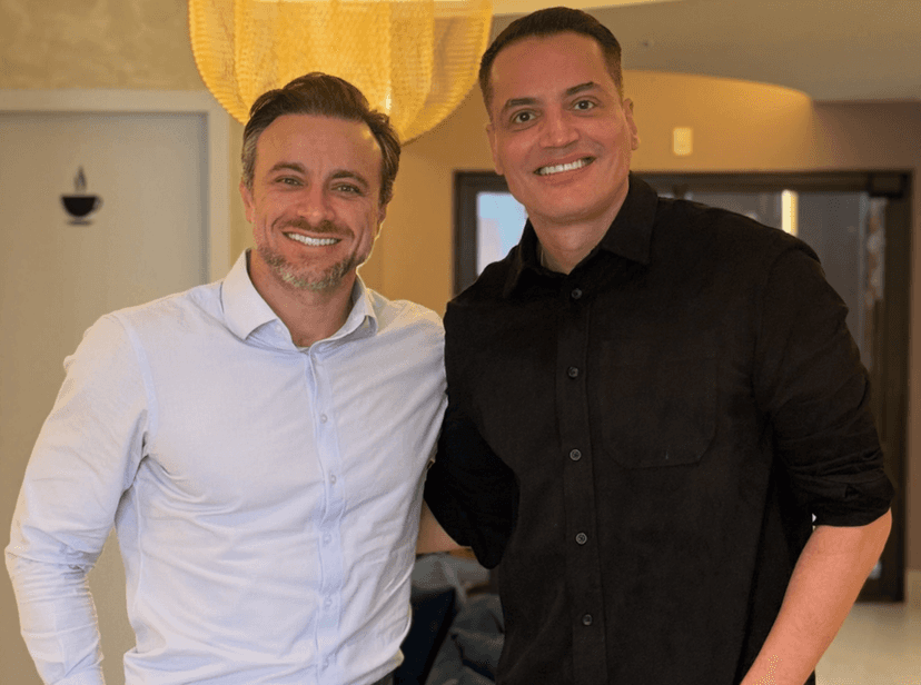 Leo Dias e o dentista Rogério Penna (Foto: Reprodução / Instagram) Leo Dias e o dentista Rogério Penna (Foto: Reprodução / Instagram)