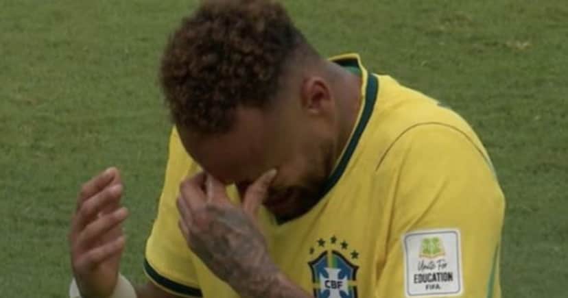 Neymar indicou aposentadoria da Seleção Brasileira após eliminação da Copa do Mundo (Foto: Reprodução/ Internet) Neymar indicou aposentadoria da Seleção Brasileira após eliminação da Copa do Mundo (Foto: Reprodução/ Internet)
