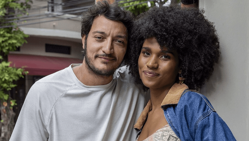 Tom e Elenice em Quem Ama Cuida (Foto: Reprodução / Globo) Tom e Elenice em Quem Ama Cuida (Foto: Reprodução / Globo)