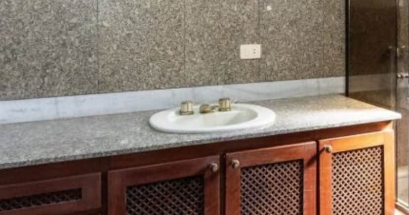 Outra suíte ostentando mobília luxuosa (Foto Reprodução/Instagram) Outra suíte ostentando mobília luxuosa (Foto Reprodução/Instagram)