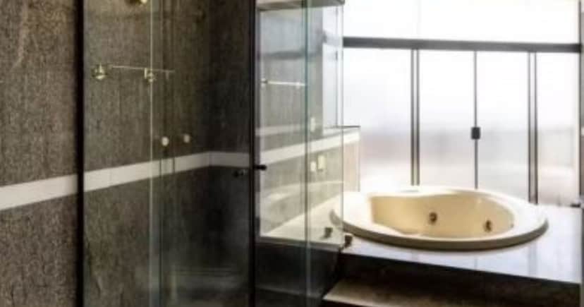 Uma das suítes do apartamento de luxo (Foto Reprodução/Instagram) Uma das suítes do apartamento de luxo (Foto Reprodução/Instagram)