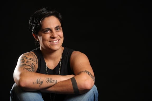"Com 4 anos eu queria fazer xixi em pé!", revela Thammy Miranda
