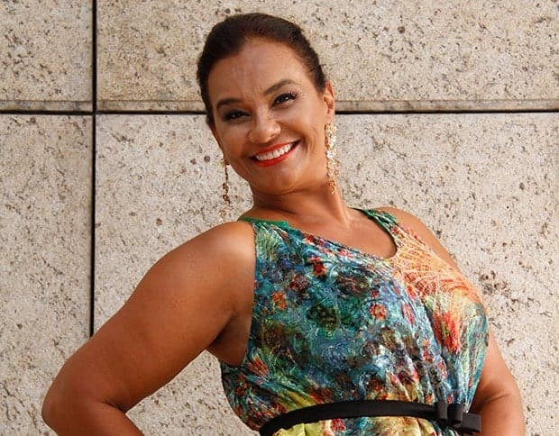 Solange Couto exibe boa forma aos 60 anos
