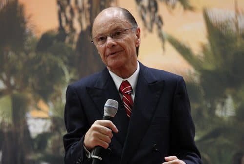 Ator internacional vai interpretar Edir Macedo em filme; saiba mais
