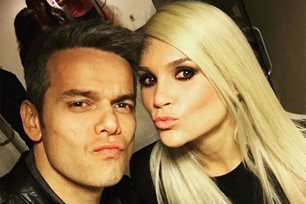 Otaviano Costa posta "flagra" de Flávia Alessandra e se declara