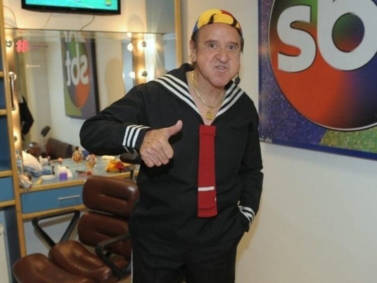 Em entrevista, o eterno Quico de Chaves faz comentário polêmico e divide a web: "Não existe Covid-19"