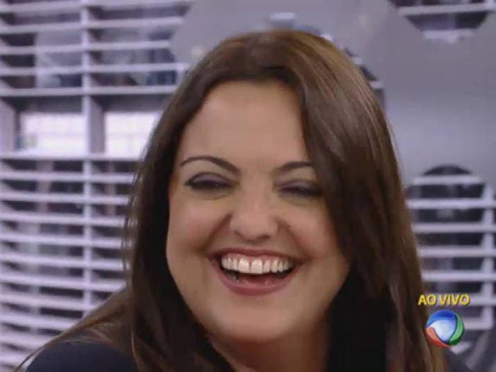 Fabíola Reipert revela motivo de não falar dos contratados da Record