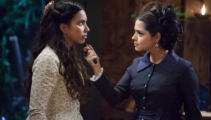 "Escrava Mãe" é eleita a Melhor Novela de 2016 em premiação internacional