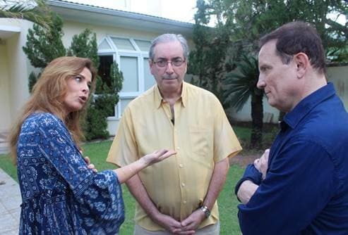 Roberto Cabrini faz entrevista exclusiva com Eduardo Cunha e esposa