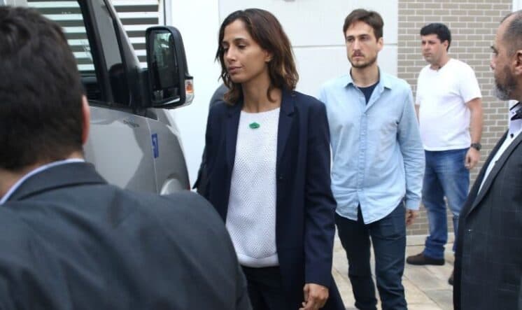 Em entrevista para o "Fantástico", Camila Pitanga afirma: "Ele sabia o que estava acontecendo e me deu a oportunidade de estar aqui"