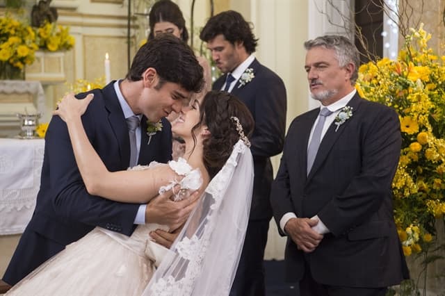 http://tvfoco.uai.com.br/wp-content/uploads/2015/05/Daniela-Mercury.jpg http://tvfoco.uai.com.br/wp-content/uploads/2015/05/Daniela-Mercury.jpg