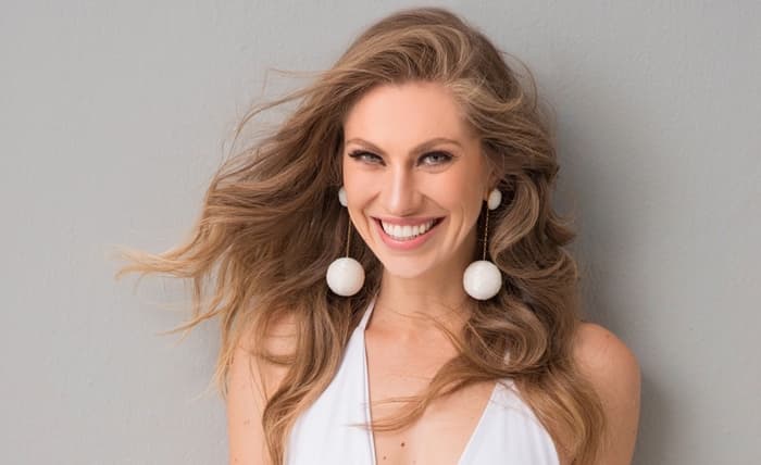 De volta à Globo após 14 anos, Lana Rhodes espera continuar na emissora: "Dependo do povo"