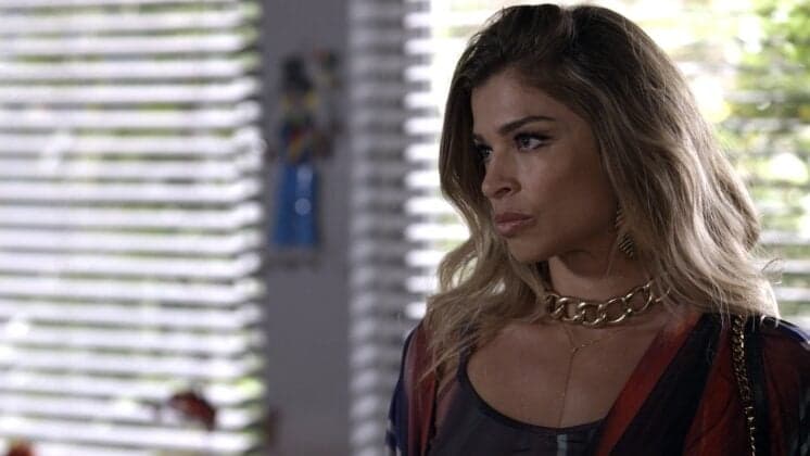 Grazi Massafera revela papel dos sonhos: "travesti"