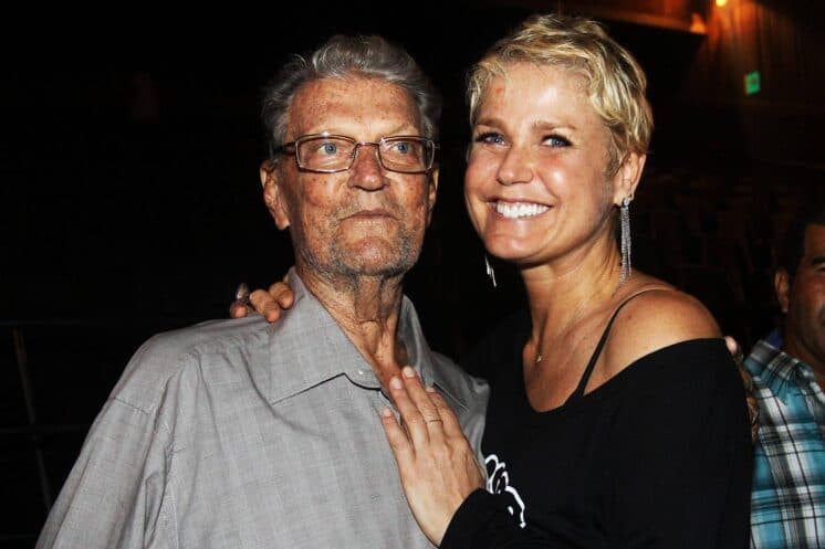 Traumatizada, Xuxa se nega a ir visitar o pai em hospital