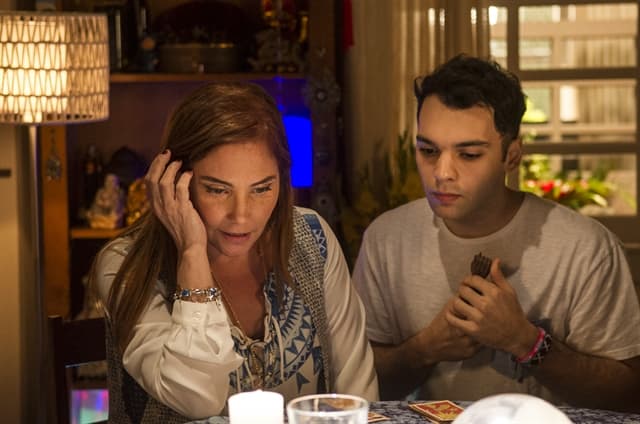 Autores de "A Lei do Amor" falam sobre os finais de Mileide e Luciane