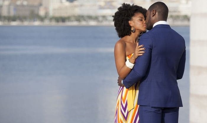 Novela angolana polêmica e indicada ao Emmy será exibida no Brasil