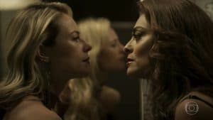 Jeiza (Paolla Oliveira) e Bibi (Juliana Paes) em cena de "A Força do Querer" (Foto: Reprodução/Globo) Jeiza (Paolla Oliveira) e Bibi (Juliana Paes) em cena de "A Força do Querer" (Foto: Reprodução/Globo)