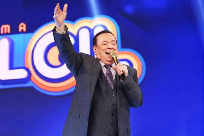 Raul Gil é flagrado com diretores da Record e estaria negociando ida para a emissora