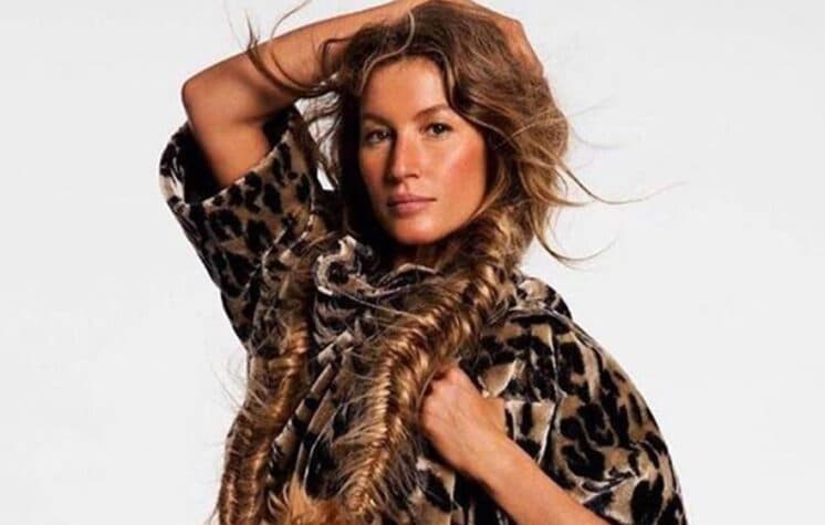 Gisele Bundchen publica foto com a filha e pose das duas chama a atenção