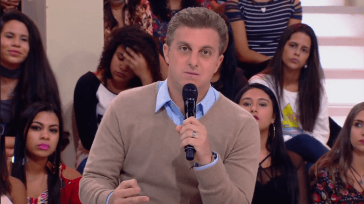 Globo alerta o público sobre ação de golpistas com quadro do "Caldeirão do Huck"