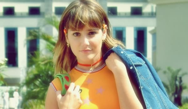 Deborah Secco comemora reprise da novela "Celebridade": "Vem Darlene Sampaio"