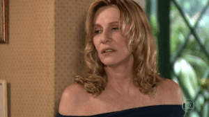 Nazaré Tedesco (Renata Sorrah) em cena de "Senhora do Destino" (Foto: Reprodução/Globo) Nazaré Tedesco (Renata Sorrah) em cena de "Senhora do Destino" (Foto: Reprodução/Globo)