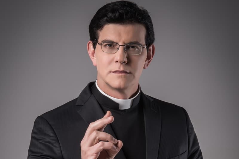 O padre Reginaldo Manzotti foi acusado de engravidar uma jovem (Foto: Divulgação) O padre Reginaldo Manzotti foi acusado de engravidar uma jovem (Foto: Divulgação)