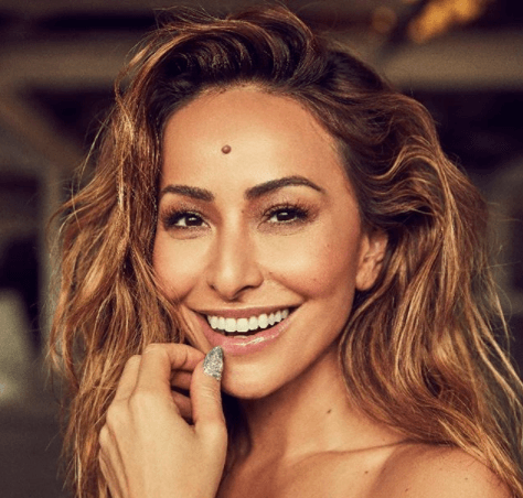 Sabrina Sato relembra o auge de sua carreira, no Pânico: "Tenho muita saudade do Emílio"