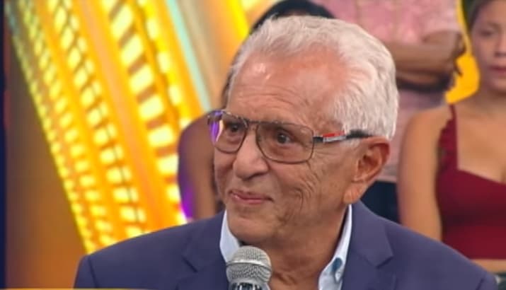 Carlos Alberto de Nóbrega durante sua participação no Hora do Faro. (Foto: Reprodução/RecordTV) Carlos Alberto de Nóbrega durante sua participação no Hora do Faro. (Foto: Reprodução/RecordTV)