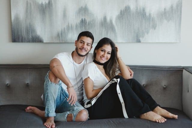 Mayra Cardi se declara para Arthur Aguiar