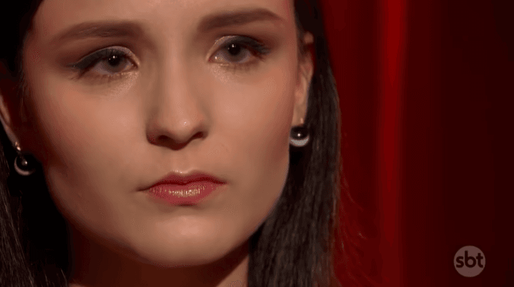 Ignorada pelo ex em As Aventuras de Poliana, Larissa Manoela dará a volta por cima e o humilhará