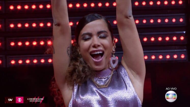 Poderosa, Anitta foi convidada para aniversário de astro americano e se prepara para o LatinAMAs