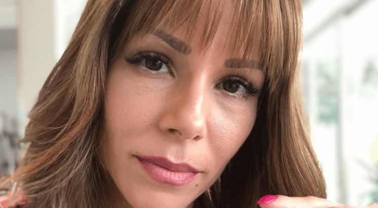 Travando batalha contra o câncer, Ana Furtado não comparece no É de Casa e confirma breve afastamento do programa