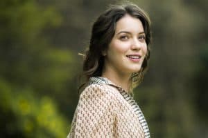 Elisabeta (Nathalia Dill) em cena de Orgulho e Paixão (Foto: Globo/Raquel Cunha) Elisabeta (Nathalia Dill) em cena de Orgulho e Paixão (Foto: Globo/Raquel Cunha)