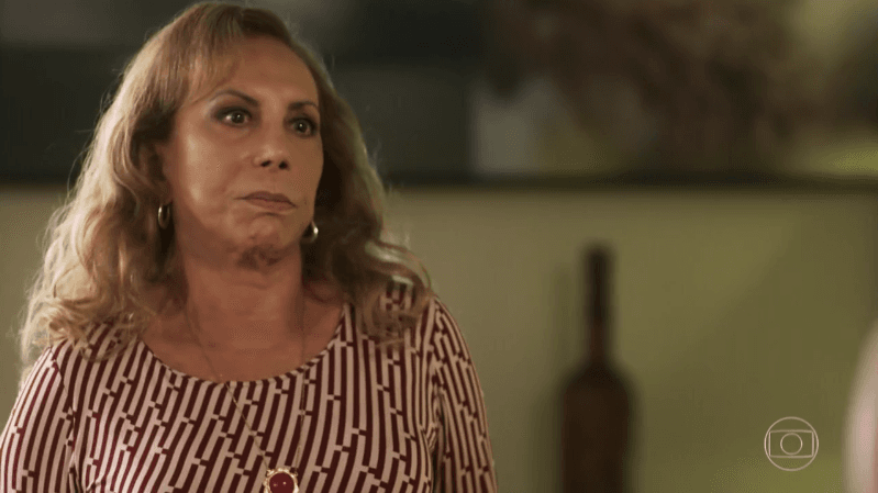 Veterana na Globo, Arlete Salles passa mal, é socorrida e emissora toma decisão drástica