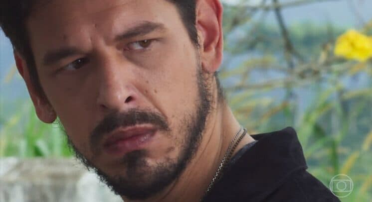 Espelho da Vida: Alain é gravemente ferido e fica entre a vida e a morte
