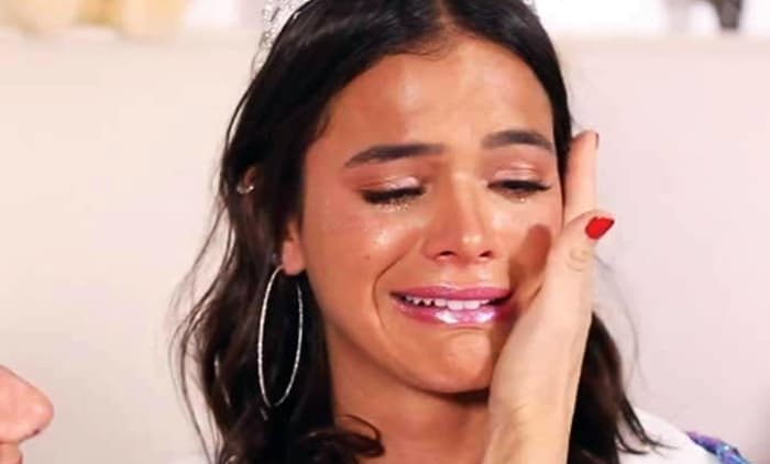 Bruna Marquezine fica arrasada com morte de fã e vai aos prantos com mensagem: "Tá doendo"
