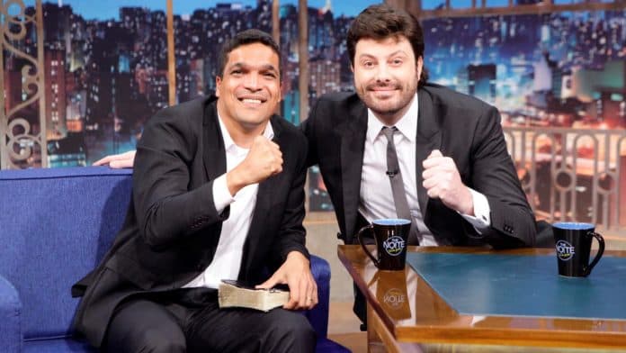 Cabo Daciolo revela grande segredo em entrevista com Danilo Gentili