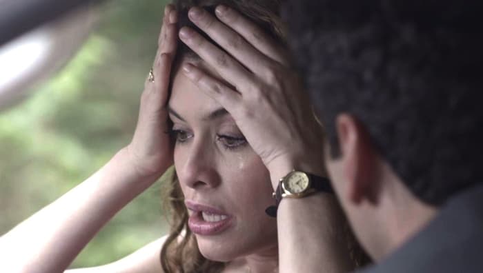 Isabel (Alinne Moraes) e Marcelo (Nikolas Antunes) em Espelho da Vida (Foto: Reprodução/Globo) Isabel (Alinne Moraes) e Marcelo (Nikolas Antunes) em Espelho da Vida (Foto: Reprodução/Globo)