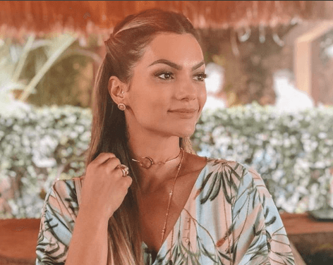 Aos 36 anos, Kelly Key aparece com barriga chapada e arranca elogios dos fãs: "Maravilhosa"