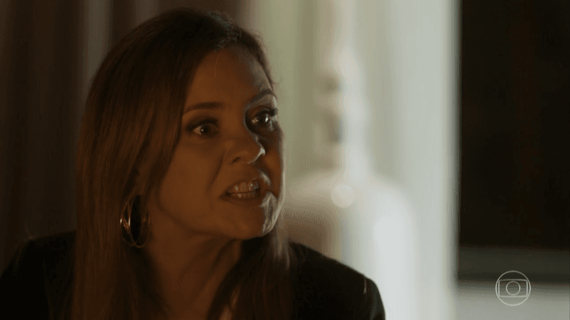 Laureta (Adriana Esteves) em Segundo Sol (Foto: Reprodução/Globo) Laureta (Adriana Esteves) em Segundo Sol (Foto: Reprodução/Globo)