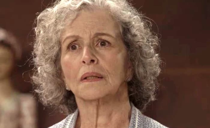 Espelho da Vida: Margot grita e se assusta ao ver retrato de Danilo