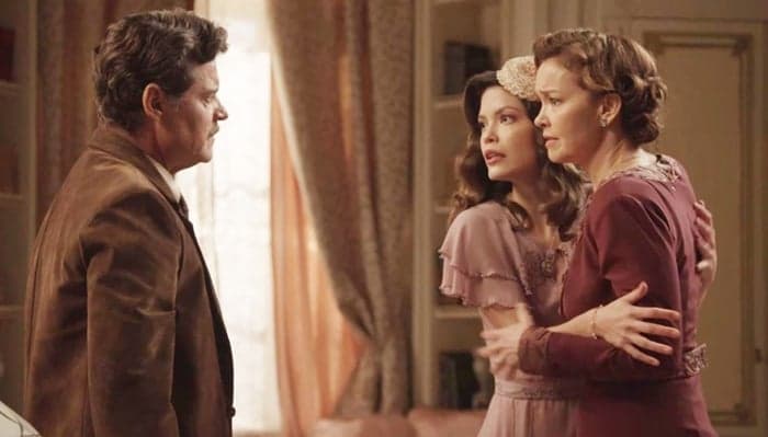 Eugênio (Felipe Camargo), Cris (Vitória Strada) e Piedade (Julia Lemmertz) em Espelho da Vida (Foto: Divulgação/Globo) Eugênio (Felipe Camargo), Cris (Vitória Strada) e Piedade (Julia Lemmertz) em Espelho da Vida (Foto: Divulgação/Globo)