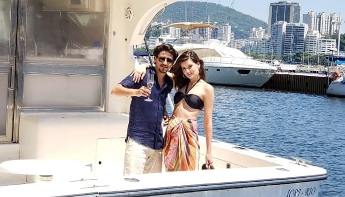 Jesuíta Barbosa e Camila Queiroz serão os grandes vilões da novela Verão 90