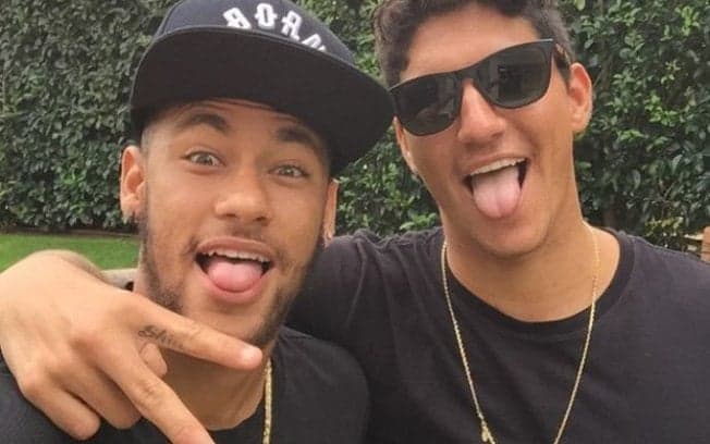 Após dançar no palco com Wesley Safadão em festa de Neymar, Gabriel Medina manda recado para o 'parça'