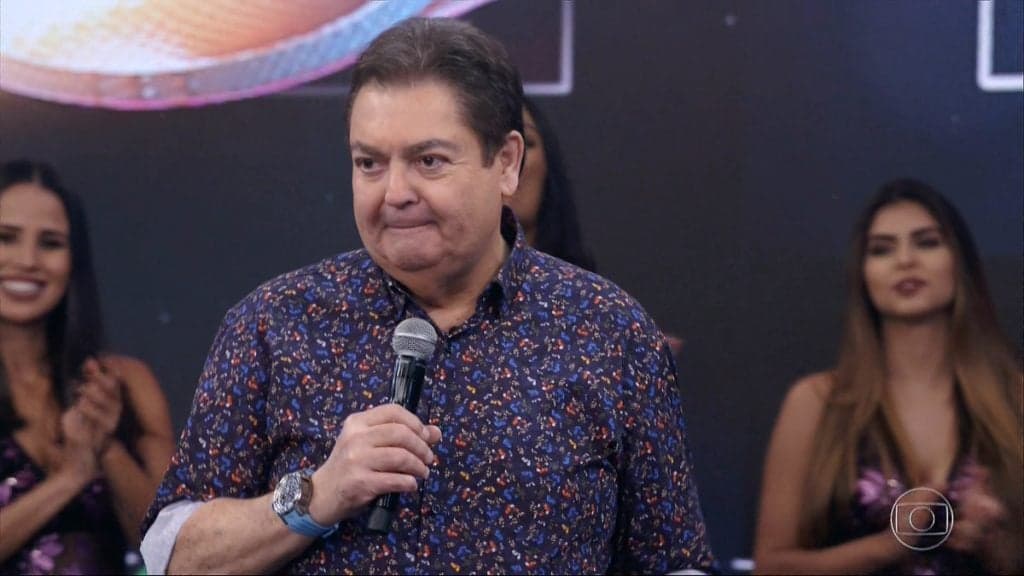 Filho de Faustão volta a chamar atenção por conta da semelhança com o pai famoso: "Idênticos"